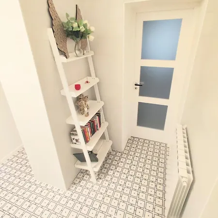 Cher Ferraris * 트리에스테